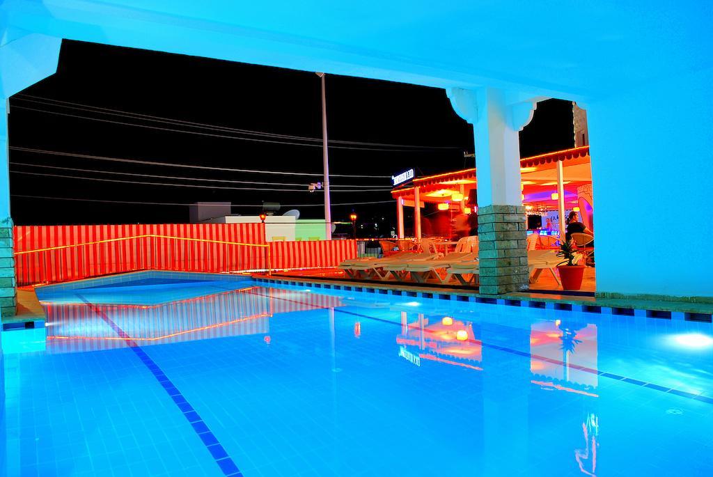 Sky Vela Hotel & Suites Gümbet Eksteriør bilde